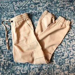 Zara Cargo Joggers in Beige size XS